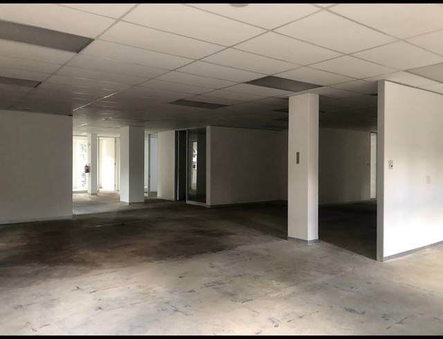 321M² OFFICE TO LET IN SANDTON CENTRAL
